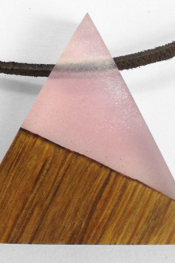 Halskette Wood Triangle Light Pink